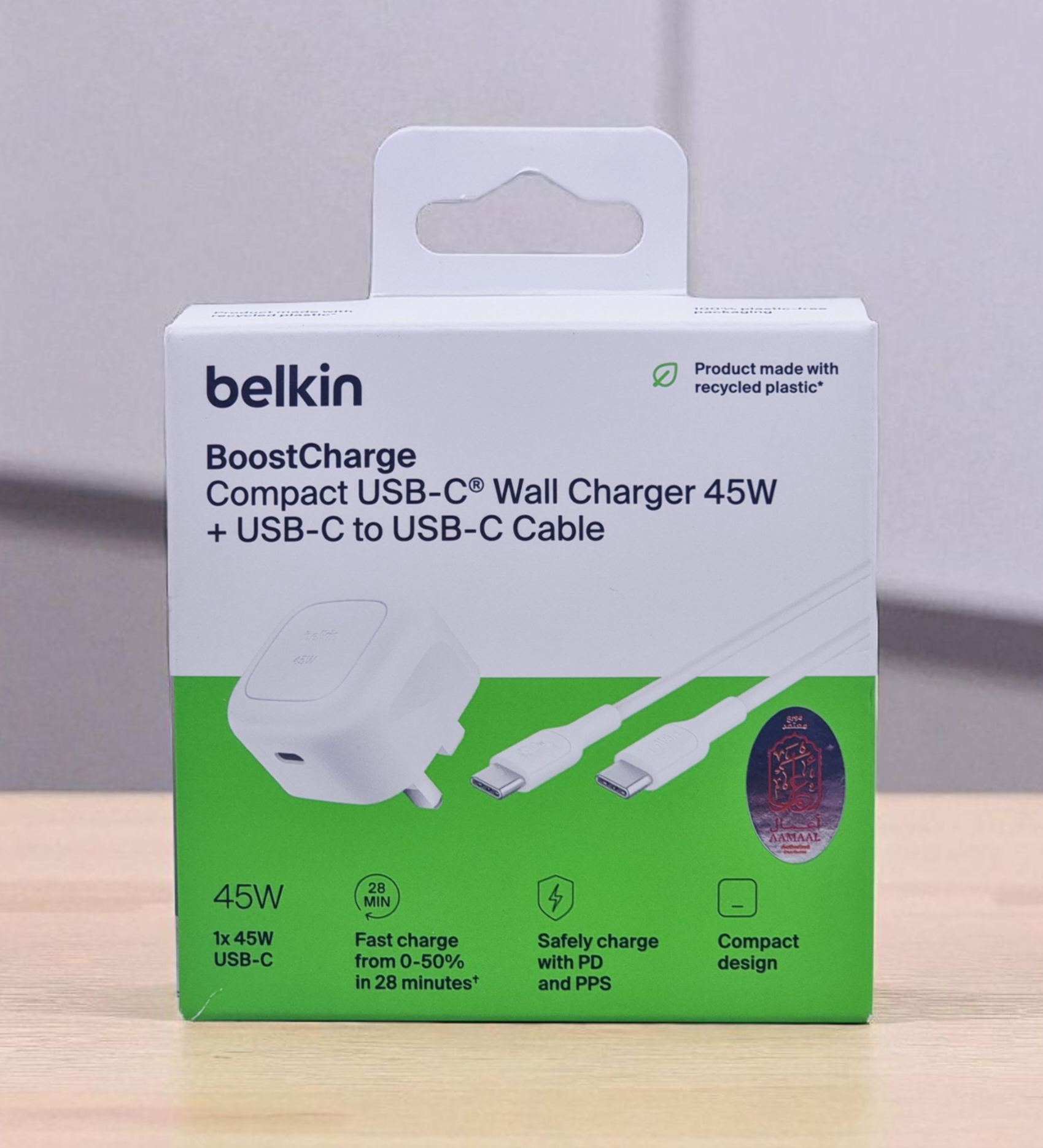 BELKIN BOOSTCHARGE COMPACT USB C WALL CHARGER 45W WITH USB-C TO USB-C CABLE