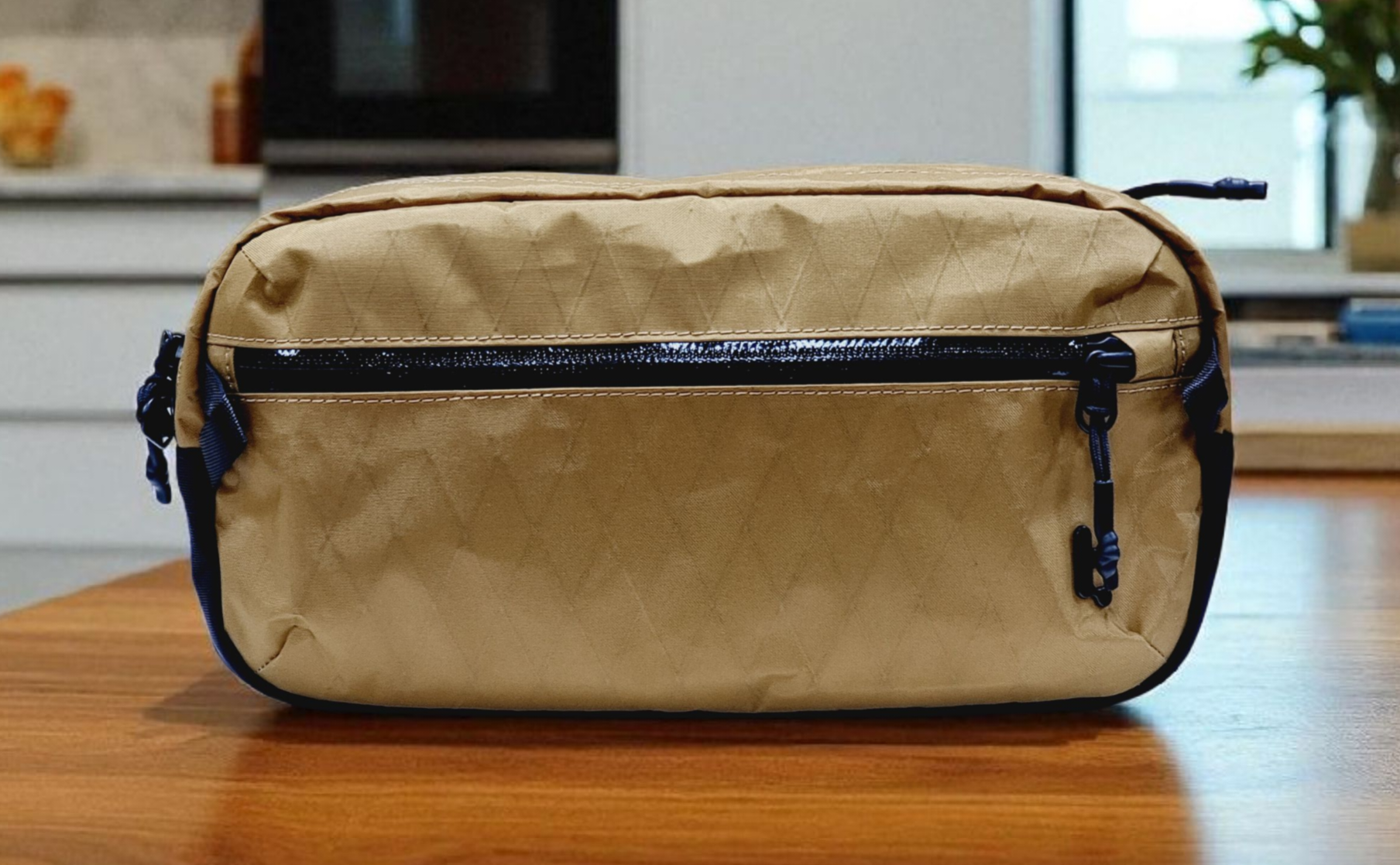 TOMTOC AVIATOR T35 SLING BAG