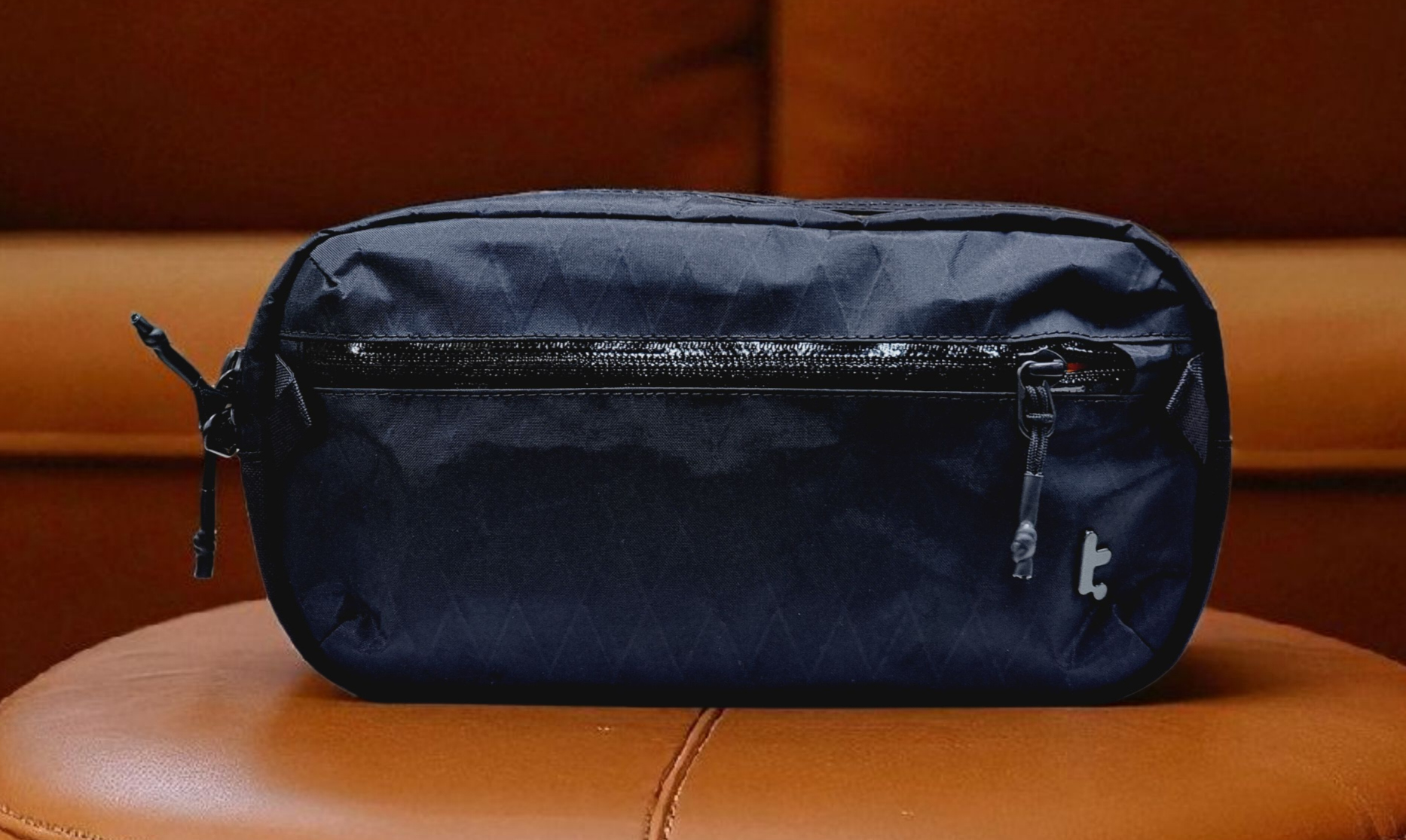 TOMTOC AVIATOR T35 SLING BAG
