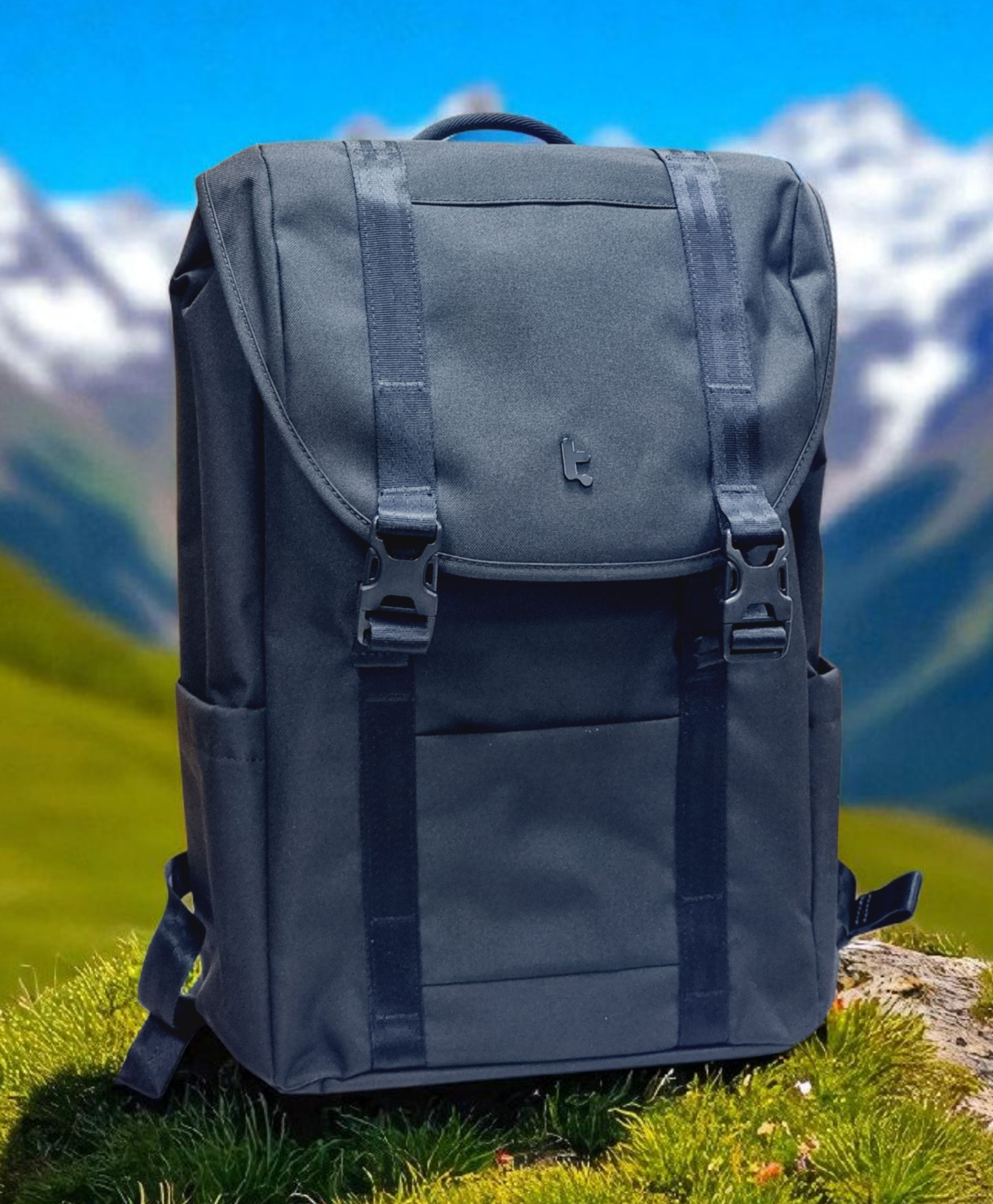 TOMTOC VINTPACK TA1 22L LAPTOP BACKPACK